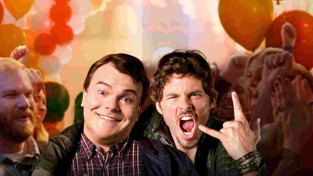 D_TRAIN_2400x1350_TVSCREEN_1