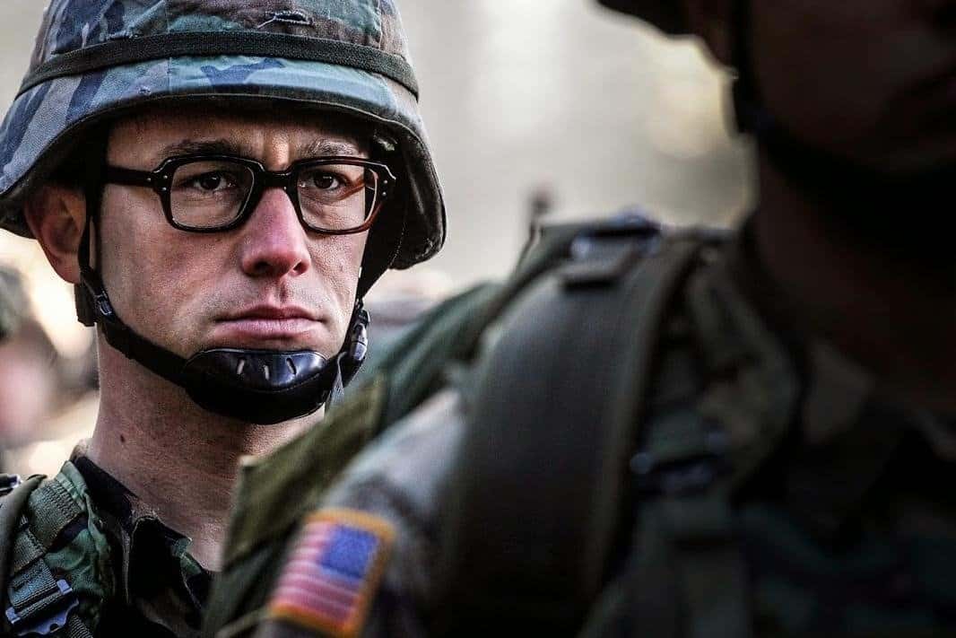 snowden-movie-hero-zachary-quinto-photos