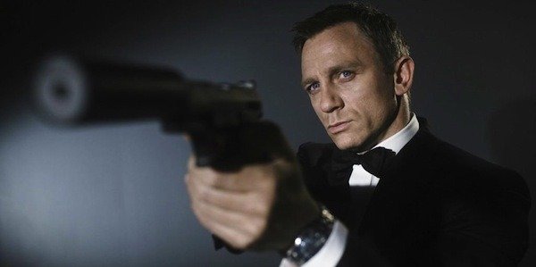 Daniel Craig