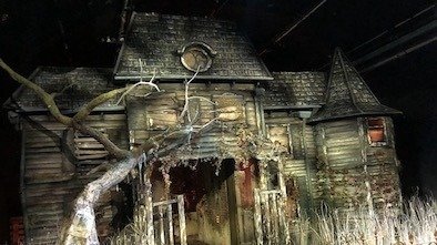 Time to Float at the IT: Chapter 2 Vaults Experience – Review
