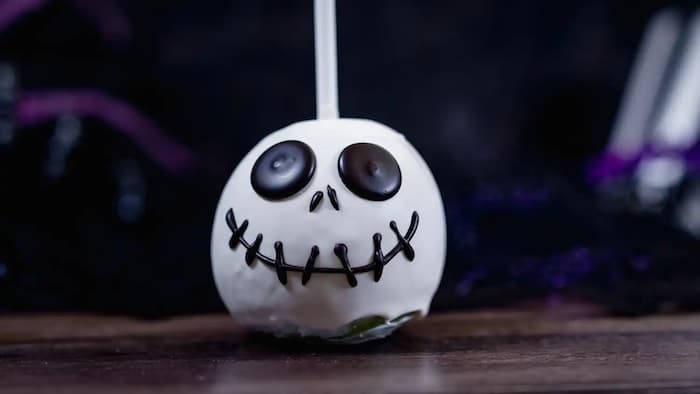 Halloween Time Food & Beverage - Jack Skellington Apple