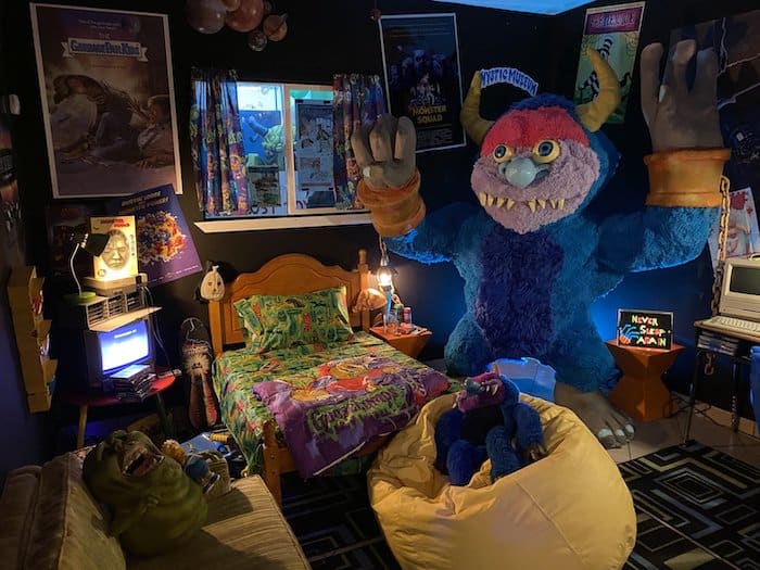 80s Bedroom Mystic Museum