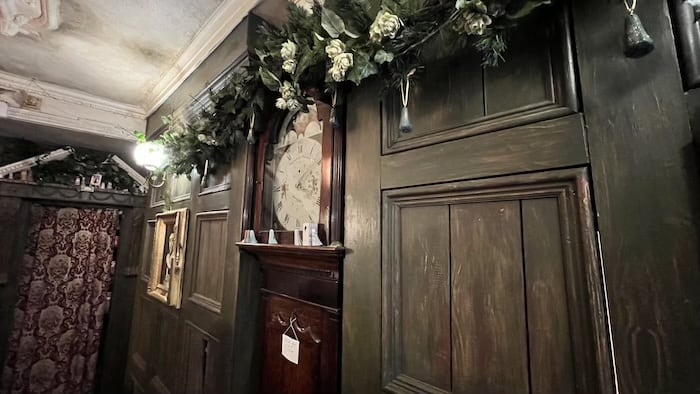 Ghost Merchants Interior