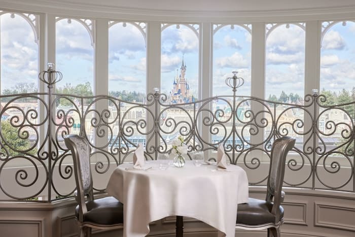 Castle Club Disneyland Hotel