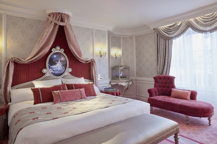 Cinderella Signature Suite Disneyland Hotel