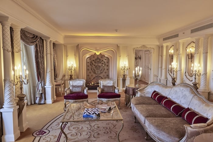 Princely Suite Living Room Disneyland Hotel
