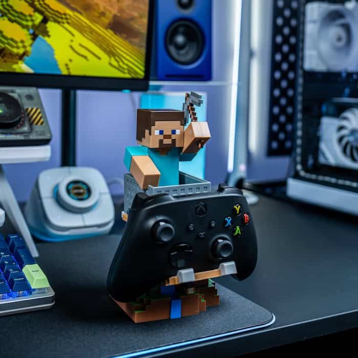 Minecraft Steve Cable Guy